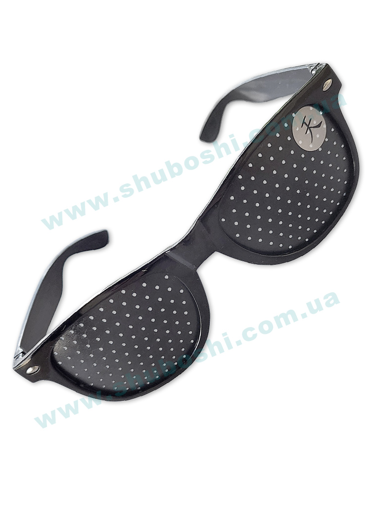 glasses_holes